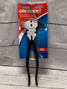 lot 26 image: New Crescent Heavy Duty 10 Inch Fencing Tool