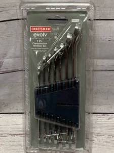 lot 28 image: Craftsman Evolv 7 Piece SAE Combo Wrench Set