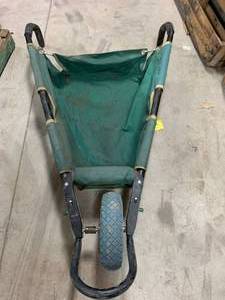 lot 40 image: Yardworks Cloth Wheelbarrow