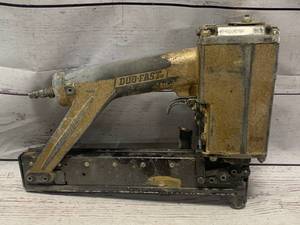 lot 55 image: Duo Fast FN-748 Air Nailer