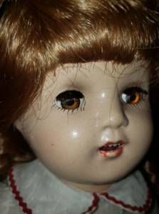 lot 107 image: Antique Composition Cloth Girl Doll w Sleep EyesTeeth 21 Crier