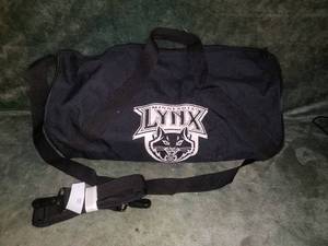 lot 127 image: Small MN Lynx Duffle Bag