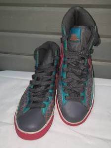 lot 211 image: Funky Nike Multi-Color High Tops Sz 8.5