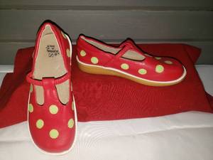 lot 188 image: Girls Leather Puddle Jumper Mary Jane Shoes Sz 2