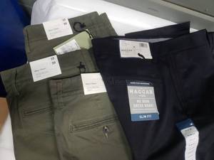 lot 200 image: 4 Pair Haggar & Goodfellow Pants Sz 33 x 30, New
