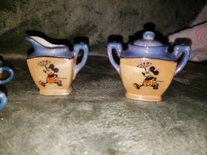 lot 11 image: Rare Disney Mickey Mouse Lusterware Tea Set