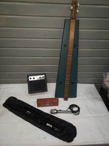 lot 68 image: Musical Items