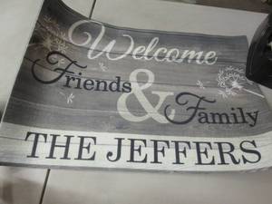 lot 21 image: Personalized Mat...