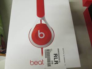 lot 34 image: Beats EP Earphones open box...