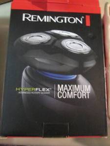 lot 44 image: Remington Maximum Comfort Hyperflex...