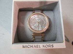 lot 57 image: Michael Kors Ladies Rose Gold Watch...