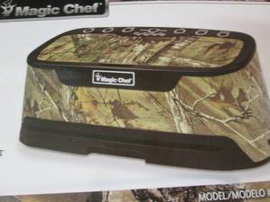 lot 66 image: Magic Chef Vacuum Sealer open box...