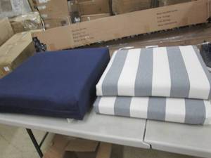 lot 103 image: 5 Outdoor Seat Cushions( 4 Striped,...