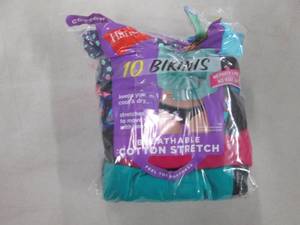 lot 135 image: Size 8 Hanes Ladies Bikini Panties...