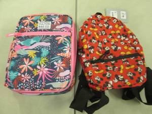 lot 137 image: Mickey Mini Back Pack, Insulated Lu...
