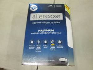 lot 154 image: Allerease Zippered Mattress Protect...