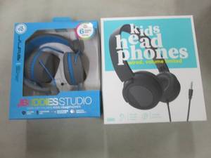 lot 177 image: 2 Sets Kids Head Phones...