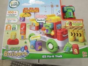 lot 210 image: Leap Frog 123 Fix It Truck...