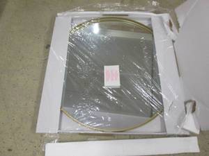 lot 218 image: Threshold Decorative Wall Mirror 34...