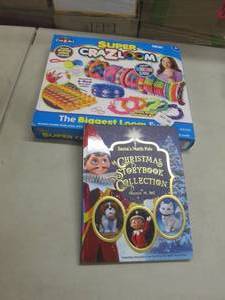 lot 265 image: Super Crazloom, Christmas Book...