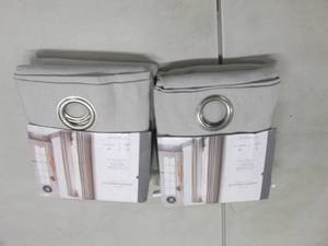 lot 271 image: 2 Threshold Light Filtering Curtain...