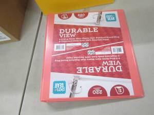 lot 310 image: Case of 12 Durable View 1 inch Bind...