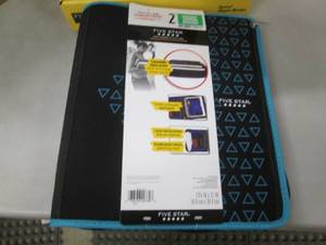 lot 314 image: Case of 3 - 2 inch Zipper Binders...
