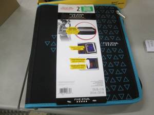 lot 323 image: Case of 3 - 2 inch Zipper Binders...