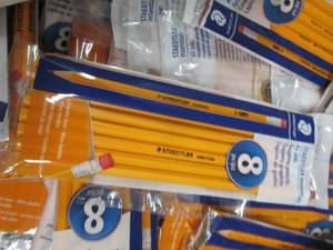 lot 332 image: Box of 8pks #2 Pencils...