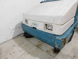 Tennant 6500 LP Ride on Sweeper