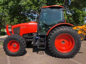2017 Kubota M6-141 Tractor