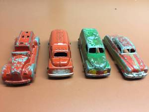 lot 152 image: 4 Vintage Metal Cars