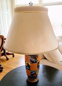 lot 12 image: Decorative Table Lamp
