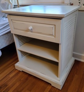 lot 57 image: White Wood Nightstand