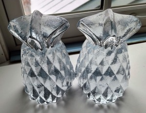 lot 71 image: Pale Blue Glass Pineapple Bookends