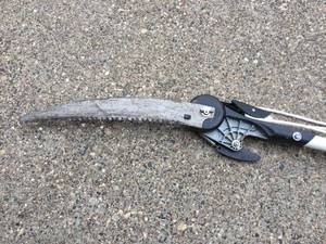 lot 290 image: Fiskars Tree Trimmer