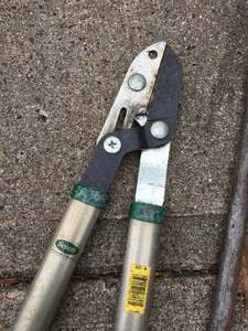 lot 292 image: Garden Cutting Tools