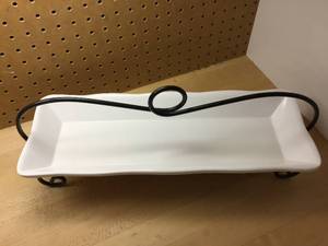 lot 298 image: Ceramic Tray in Metal Stand