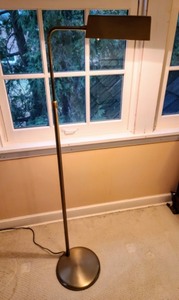 lot 438 image: Adjustable Brass Floor Lamp