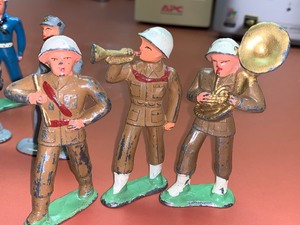 lot 153 image: Vintage Metal Figures