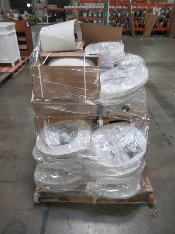 WHOLESALE MIXED PALLET OF NEW TOILET TANKS