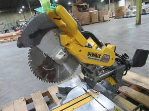 DEWALT FLEXVOLT 120-Volt MAX Lithium-Ion Cordless 12 in. Double Bevel Sliding Brushless Miter Saw DHS790AB