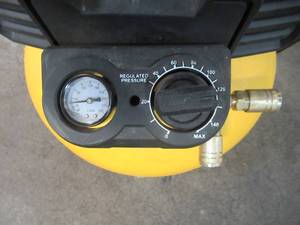 Dewalt 6 Gal. 18-Gauge Brad Nailer and Heavy-Duty Pancake Electric Air Compressor Combo DWFP1KIT