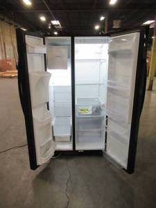 Frigidaire 25.5 cu. ft. Side by Side Refrigerator in Black FFSS2615TE