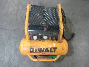 DEWALT 4.5 Gal. Portable Electric Air Compressor D55146
