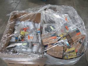 WHOLESALE MIXED PALLET OF JANITORIAL ITEMS, CUPS AND MORE