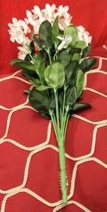 White Bush Flower Bouquet Arrangement