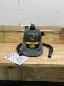 lot 9 image: STINGER 2.5 Gal. 1.75-Peak HP Compact WetDry Shop Vacuum with Filter Bag, Hose and Accessories