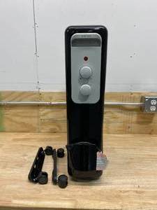 lot 25 image: UNBRANDED 1,500-Watt Oil-Filled Radiant Electric Space Heater with Thermostat