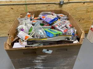 lot 29 image: Resellers Pallet - Home Depot High Piece Count